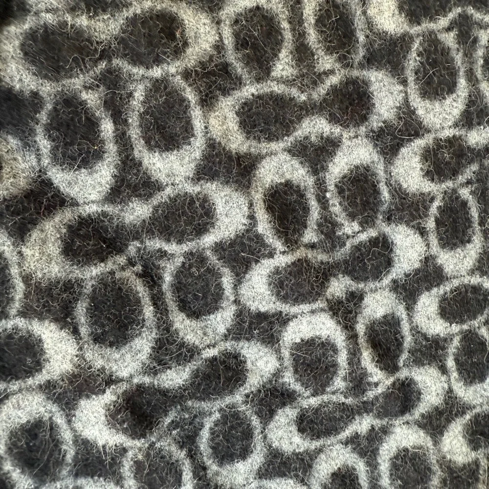 Coach‎ Signature Logo Scarf Oblong Gray Black Angora Rabbit Hair Cashmere Wool